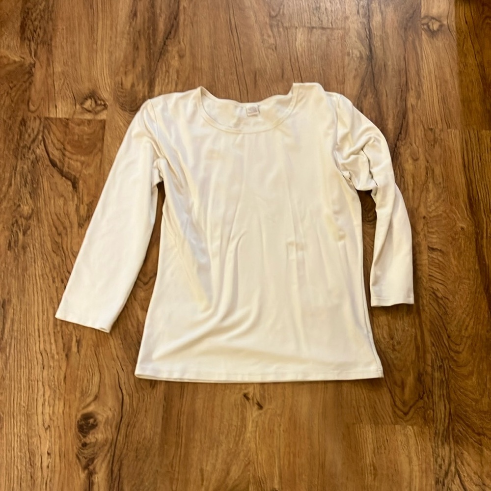 Only hearts NYC stretch white 3/4 sleeve medium shirt minimalist core clean girl